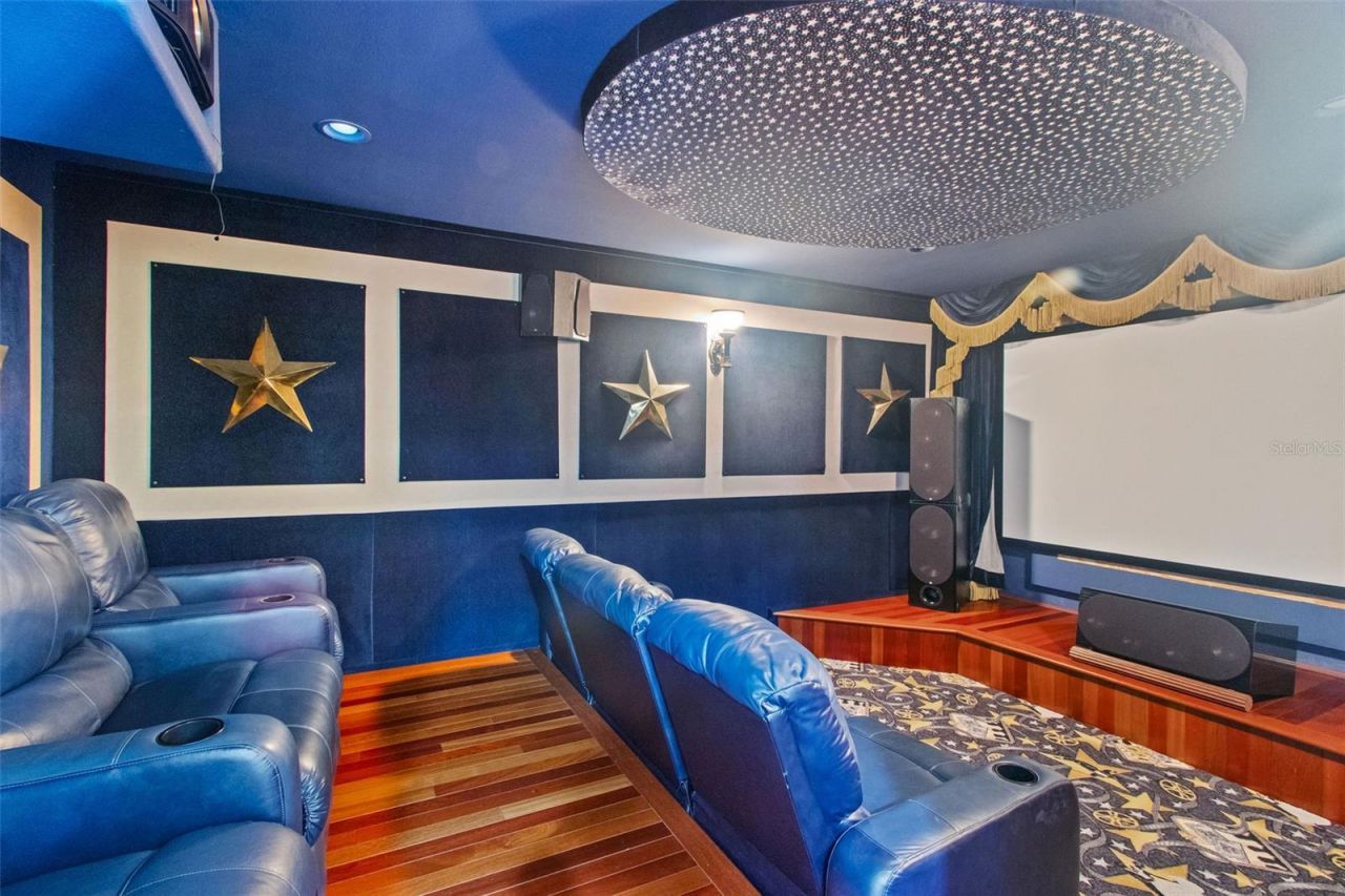 4107 Causeway Vista Drive, Tampa, FL 33615 Photo