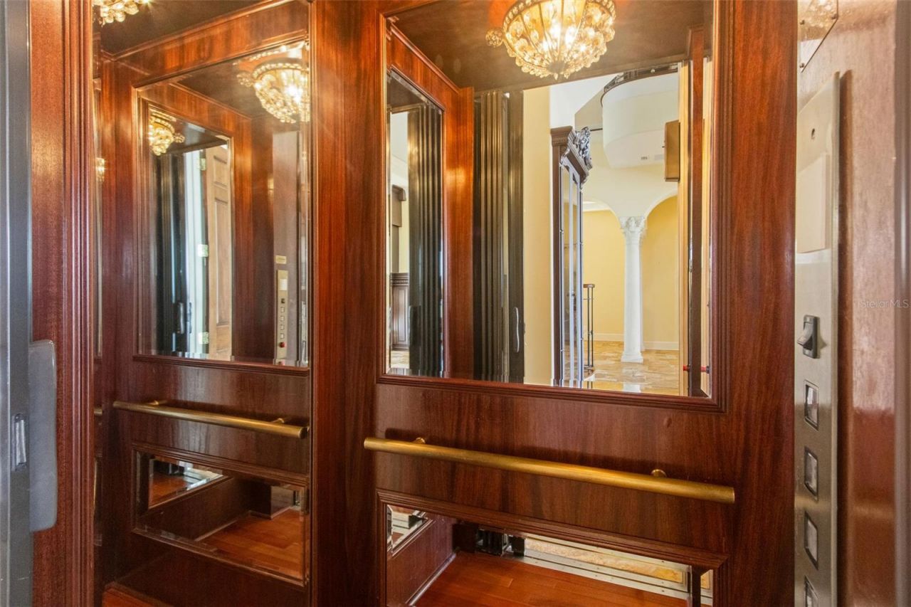 4107 Causeway Vista Drive, Tampa, FL 33615 Photo