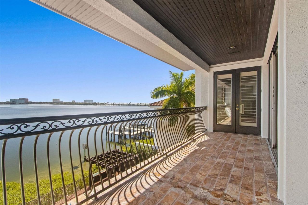 4107 Causeway Vista Drive, Tampa, FL 33615 Photo