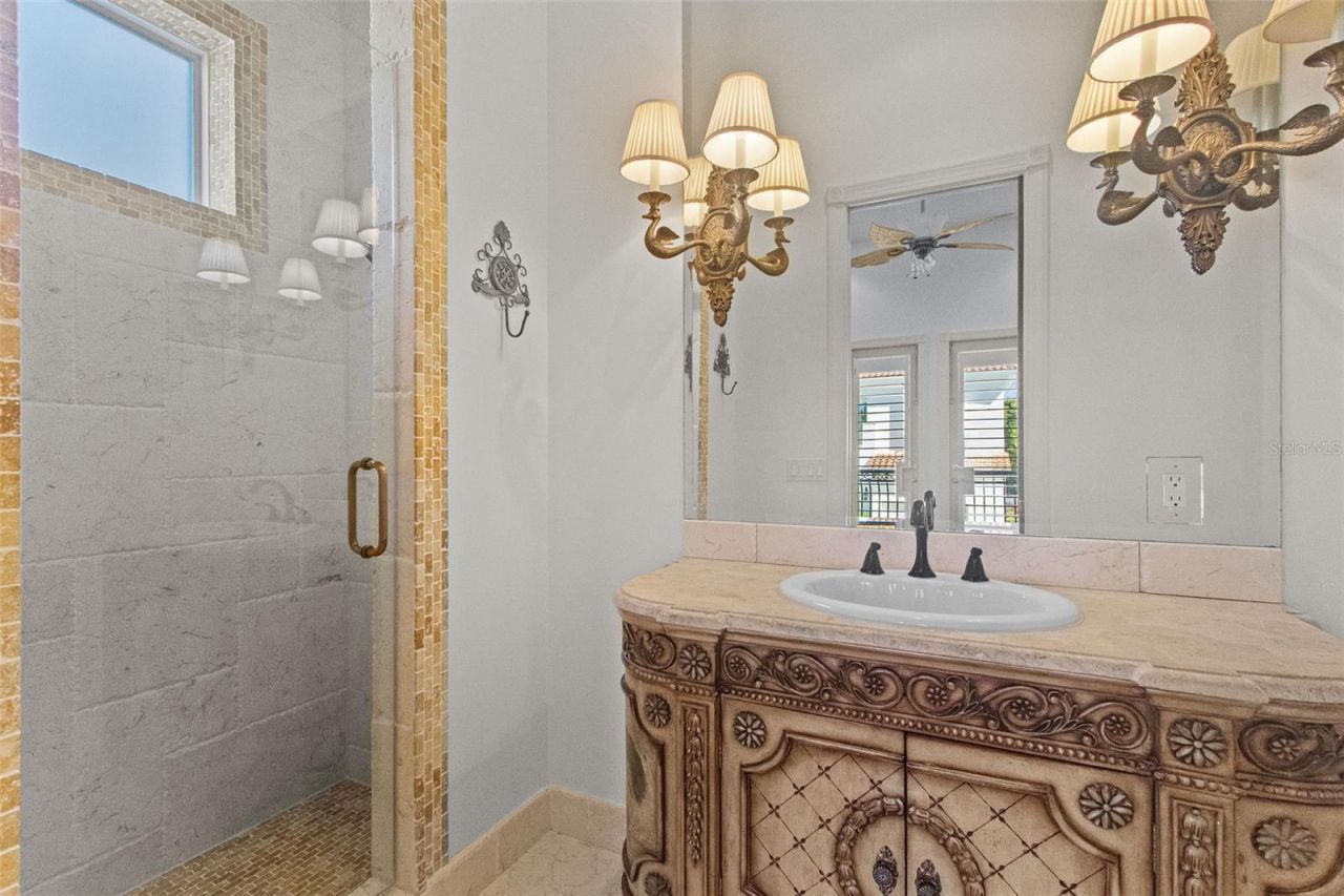 4107 Causeway Vista Drive, Tampa, FL 33615 Photo