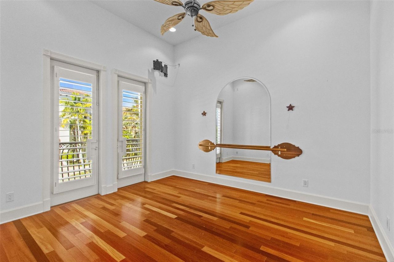 4107 Causeway Vista Drive, Tampa, FL 33615 Photo