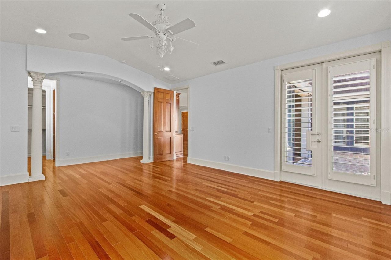 4107 Causeway Vista Drive, Tampa, FL 33615 Photo