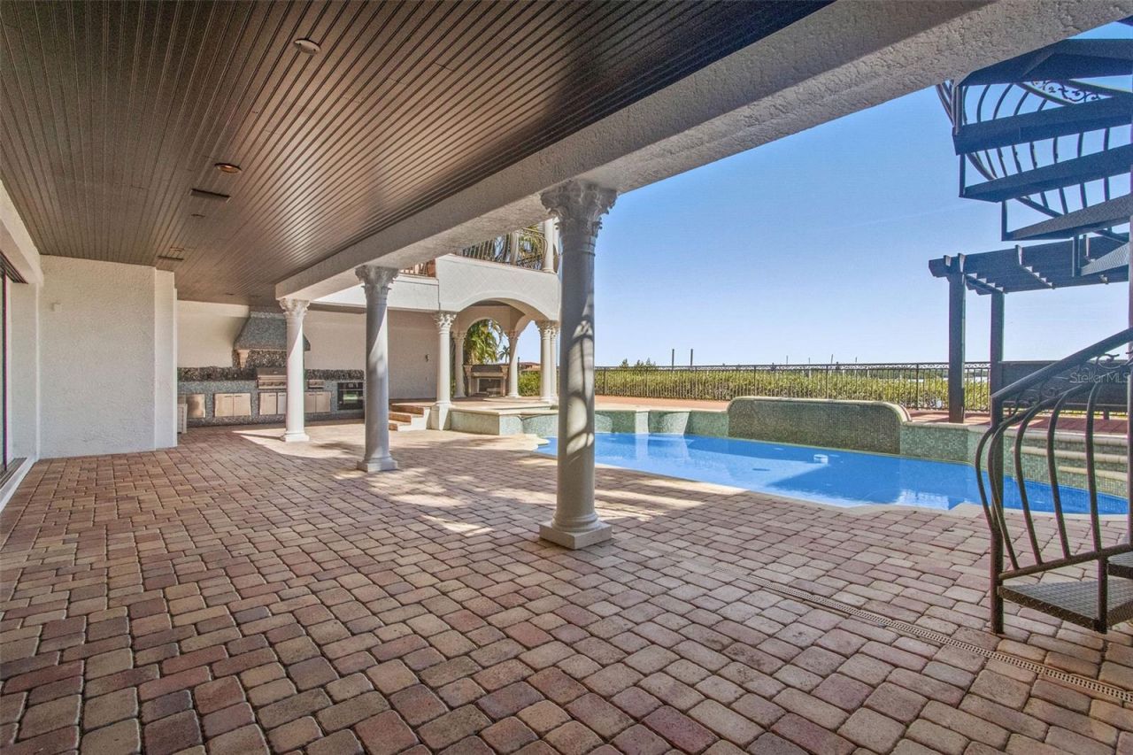 4107 Causeway Vista Drive, Tampa, FL 33615 Photo