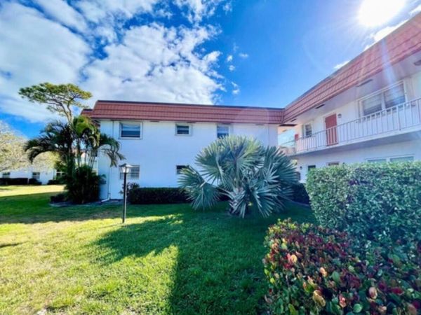 2600 SE Ocean Boulevard, Unit A2, Stuart, FL 34996