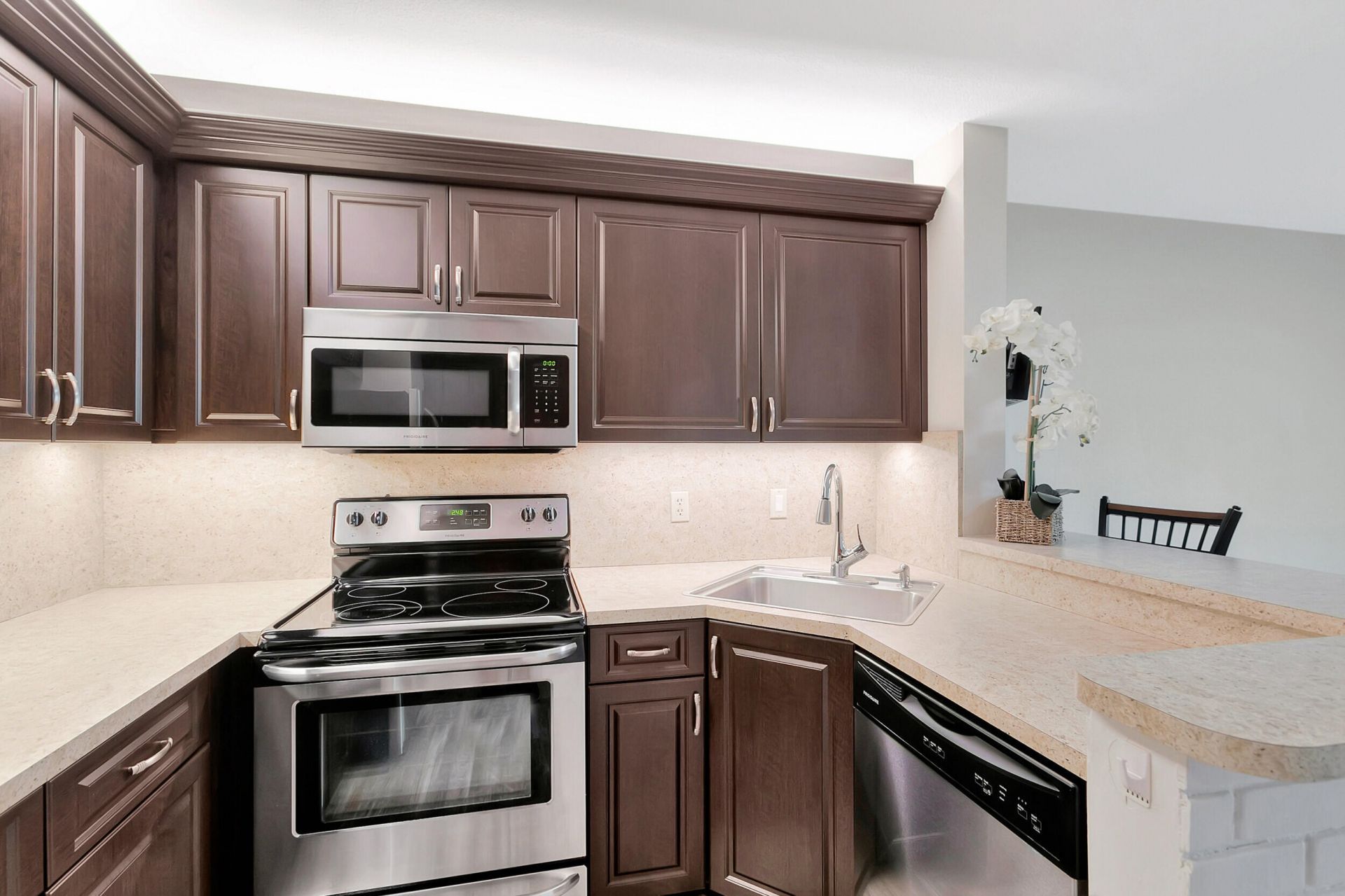 3530 E Gardens East Drive E, Unit B, Palm Beach Gardens, FL 33410 Photo