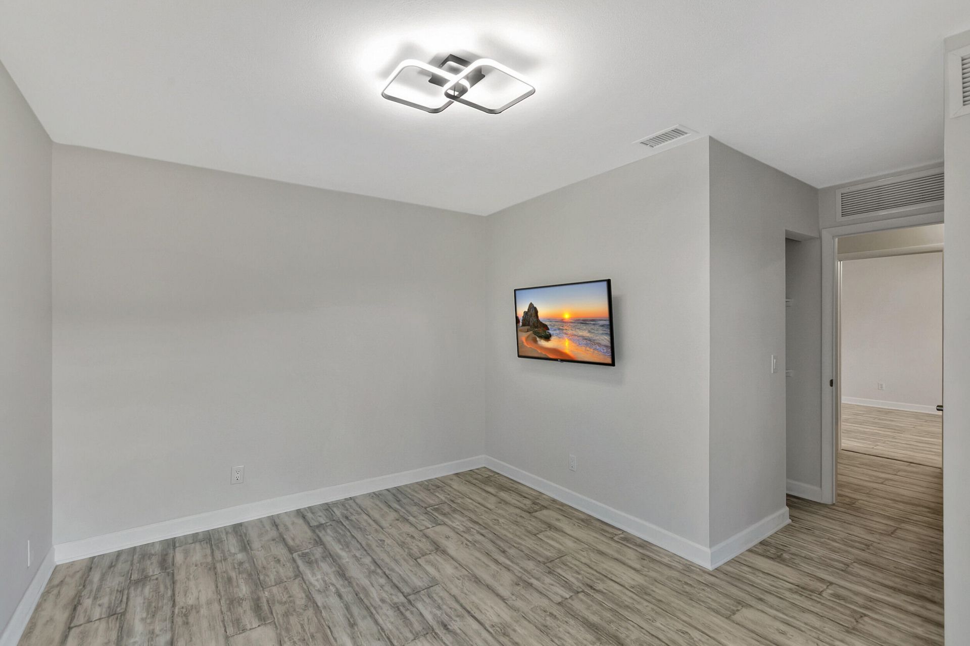 3530 E Gardens East Drive E, Unit B, Palm Beach Gardens, FL 33410 Photo