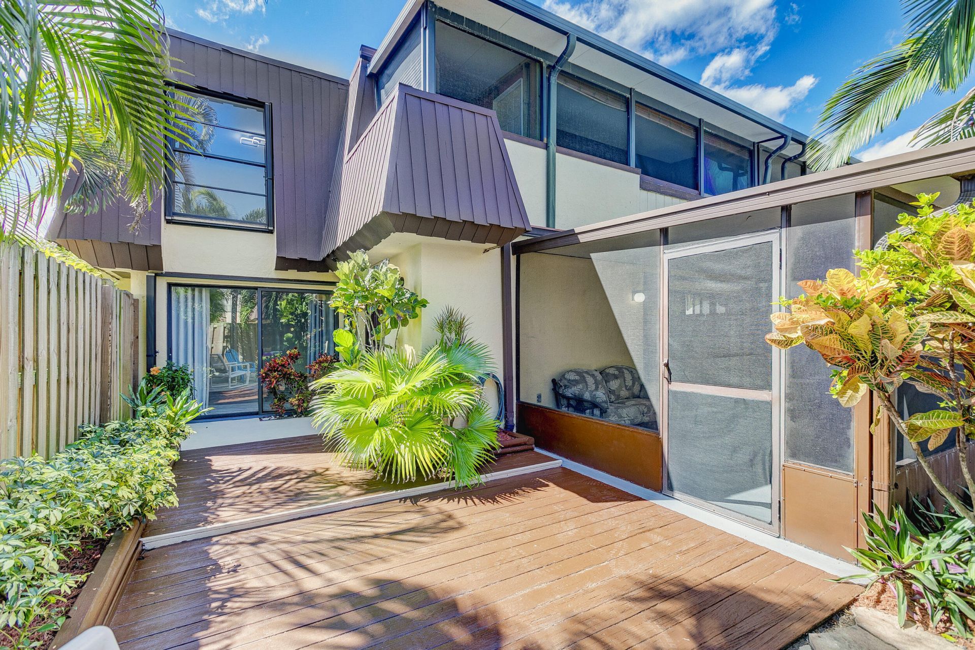 3530 E Gardens East Drive E, Unit B, Palm Beach Gardens, FL 33410 Photo