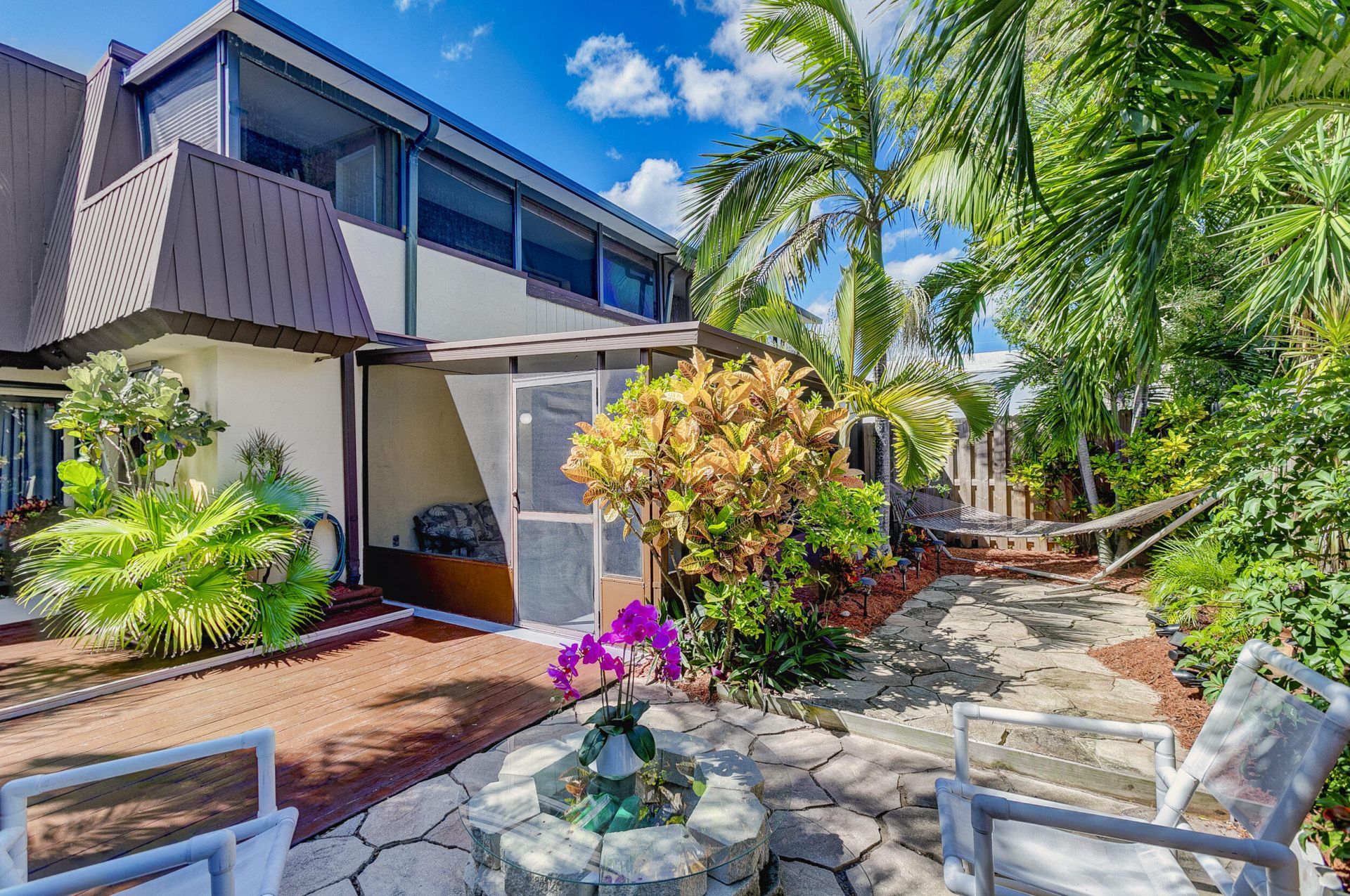 3530 E Gardens East Drive E, Unit B, Palm Beach Gardens, FL 33410 Photo