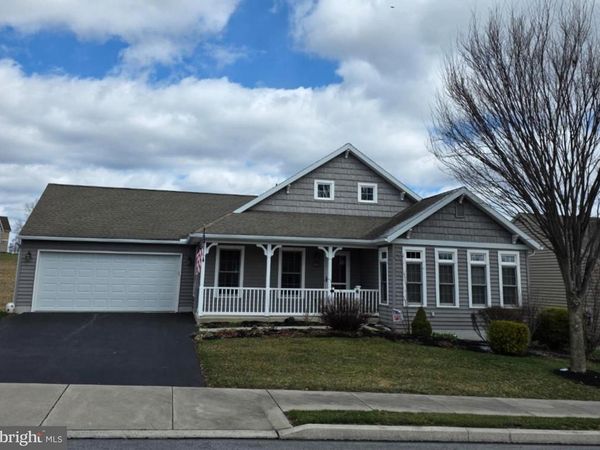 854 CAMBRIDGE DRIVE, MANHEIM, PA 17545