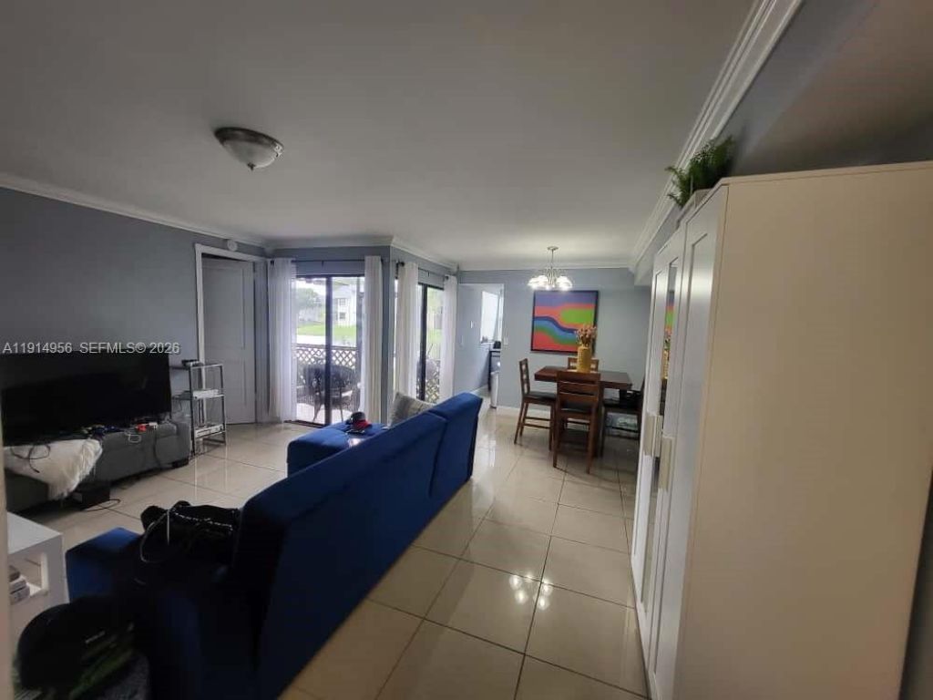 960 N Franklin Ave, Unit 960J, Homestead, FL 33034 Photo