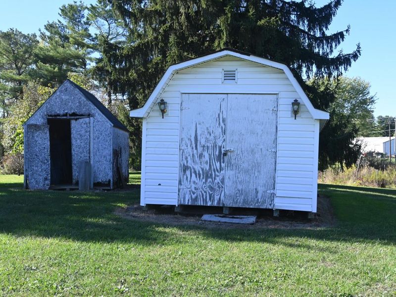 927 Sportsman club Road NW, Newark, OH 43055 Photo 3