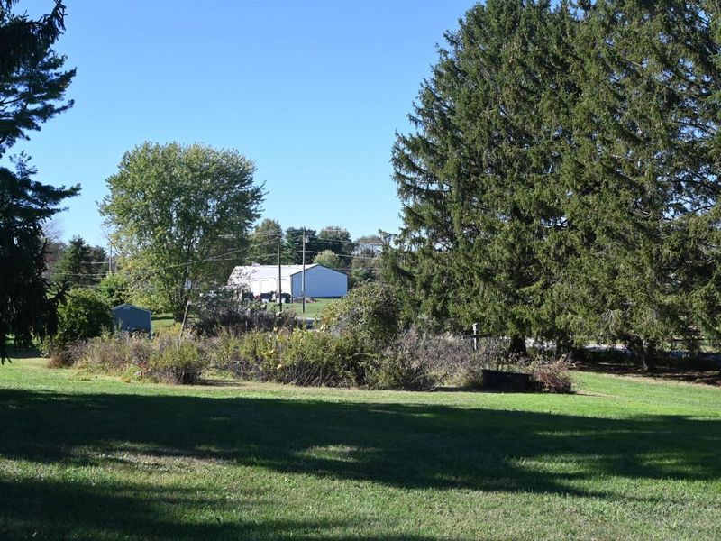 927 Sportsman club Road NW, Newark, OH 43055 Photo 5