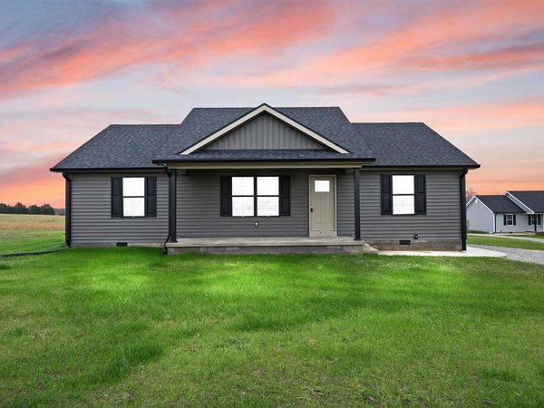 10 Lone Oak Road, Clarkson, KY 42726