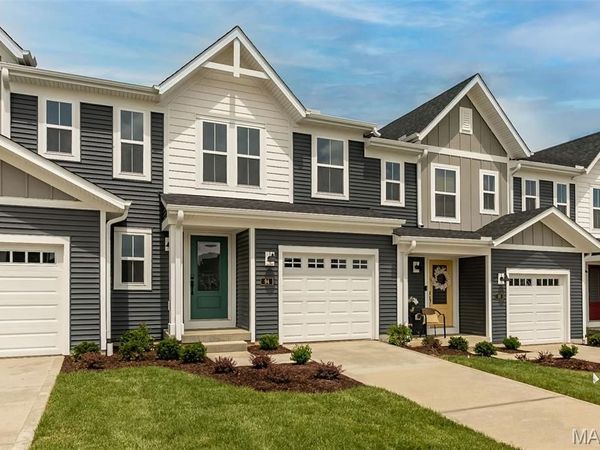 94 Mora Boulevard, Unit 440-502, O'Fallon, MO 63368