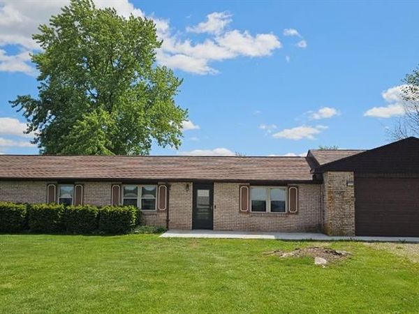 1016 Alexander Road, Eaton, OH 45320