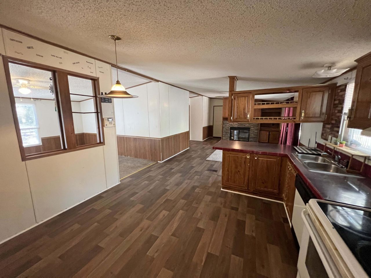 137 Knott Drive Photo 2