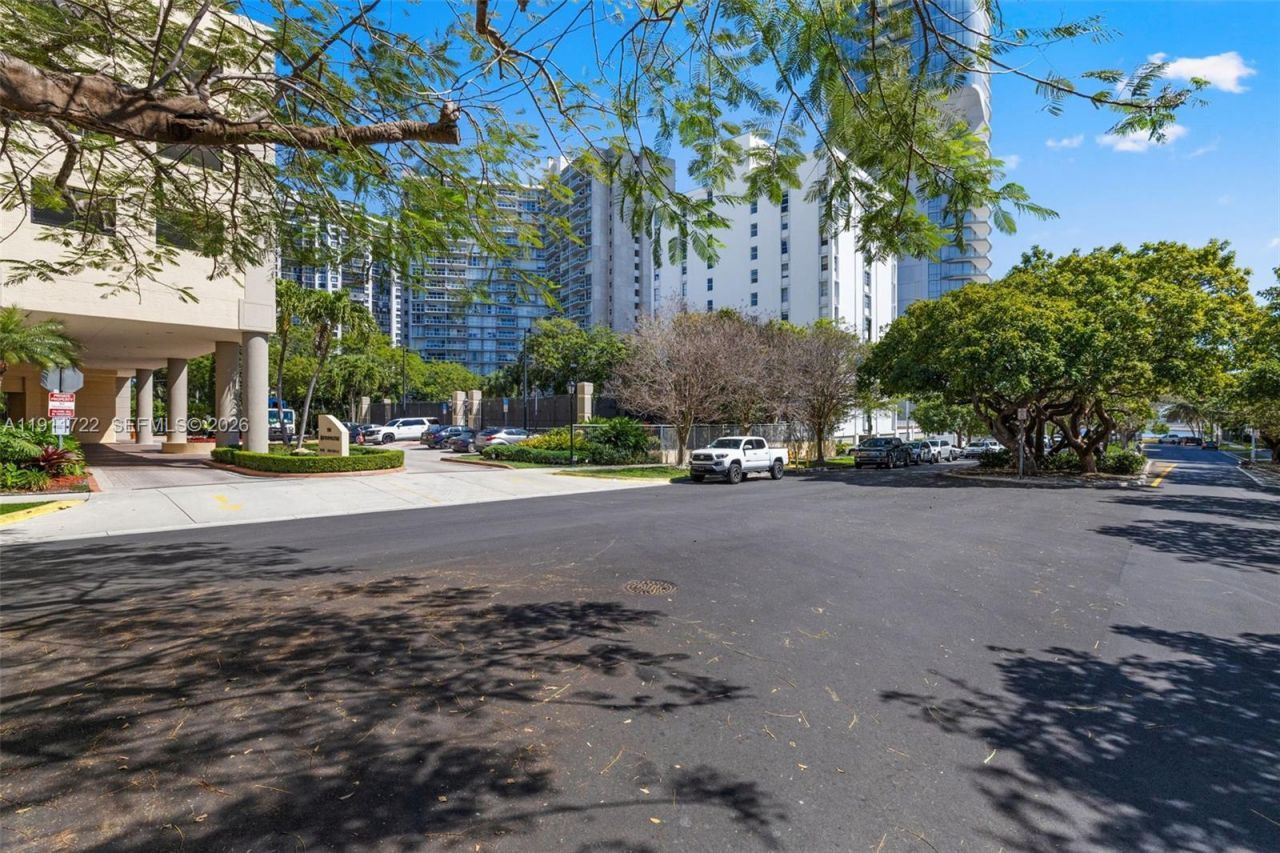 2475 Brickell Ave, Unit 1907, Miami, FL 33129 Photo