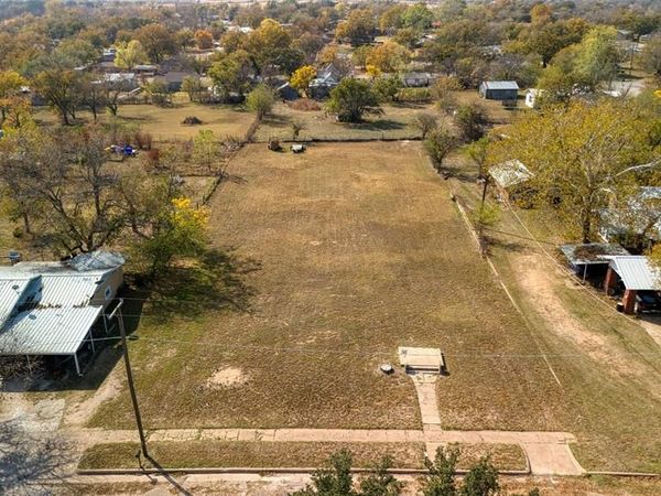 428 W Roberts Street, Gorman, TX 76454