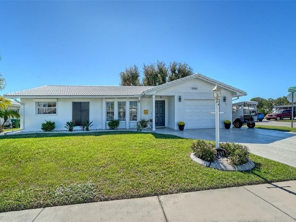 3904 CHINABERRY ROAD, BRADENTON, FL 34208