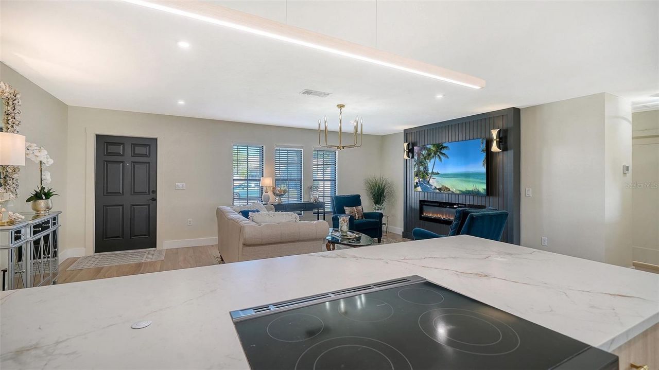 3904 Chinaberry Road, Bradenton, FL 34208 Photo