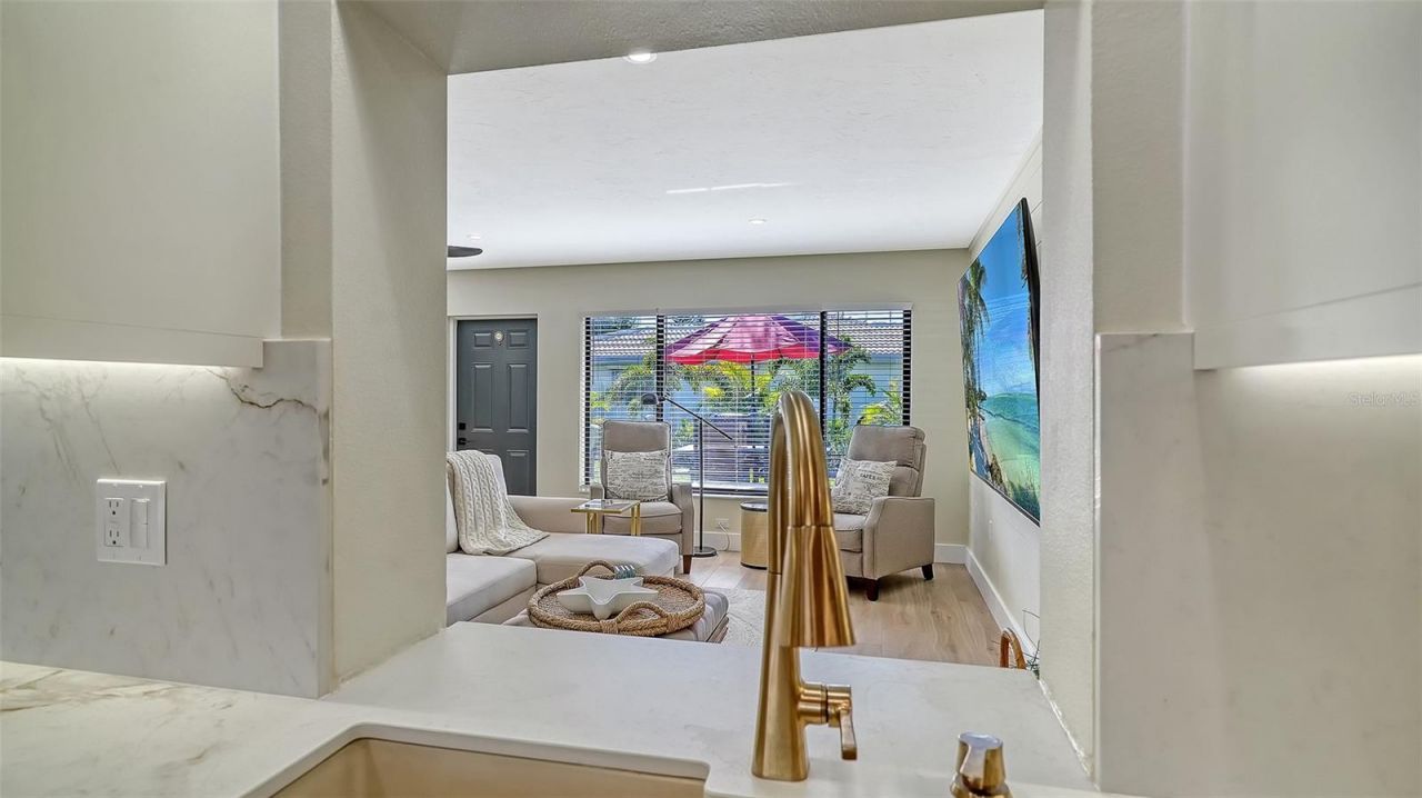 3904 Chinaberry Road, Bradenton, FL 34208 Photo