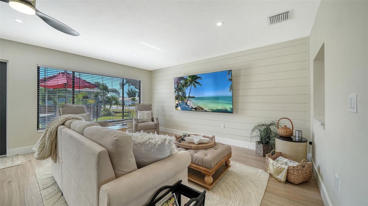 3904 Chinaberry Road, Bradenton, FL 34208 Photo