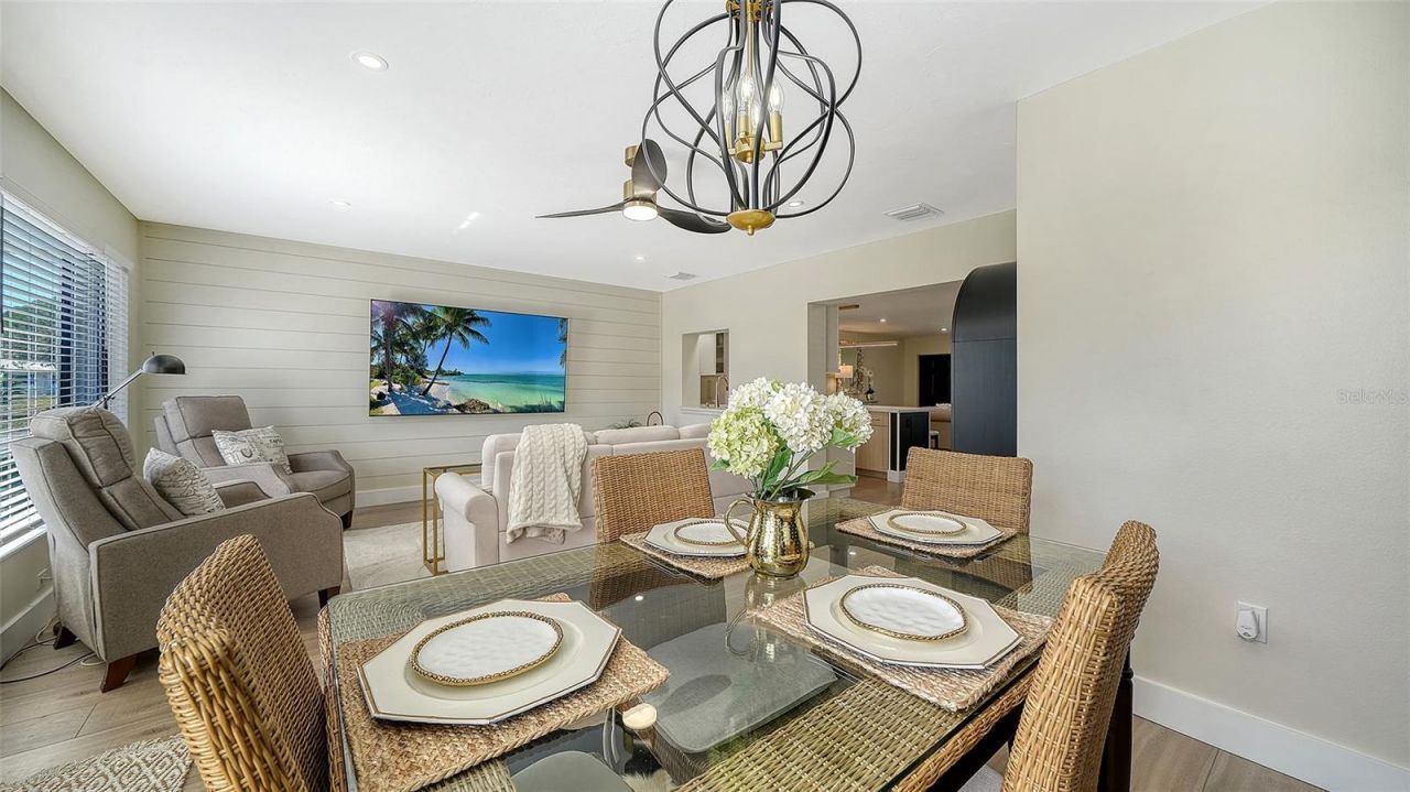 3904 Chinaberry Road, Bradenton, FL 34208 Photo