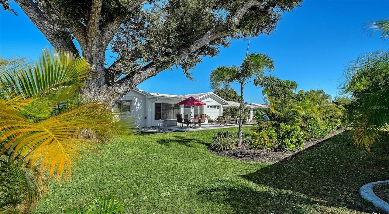 3904 Chinaberry Road, Bradenton, FL 34208 Photo