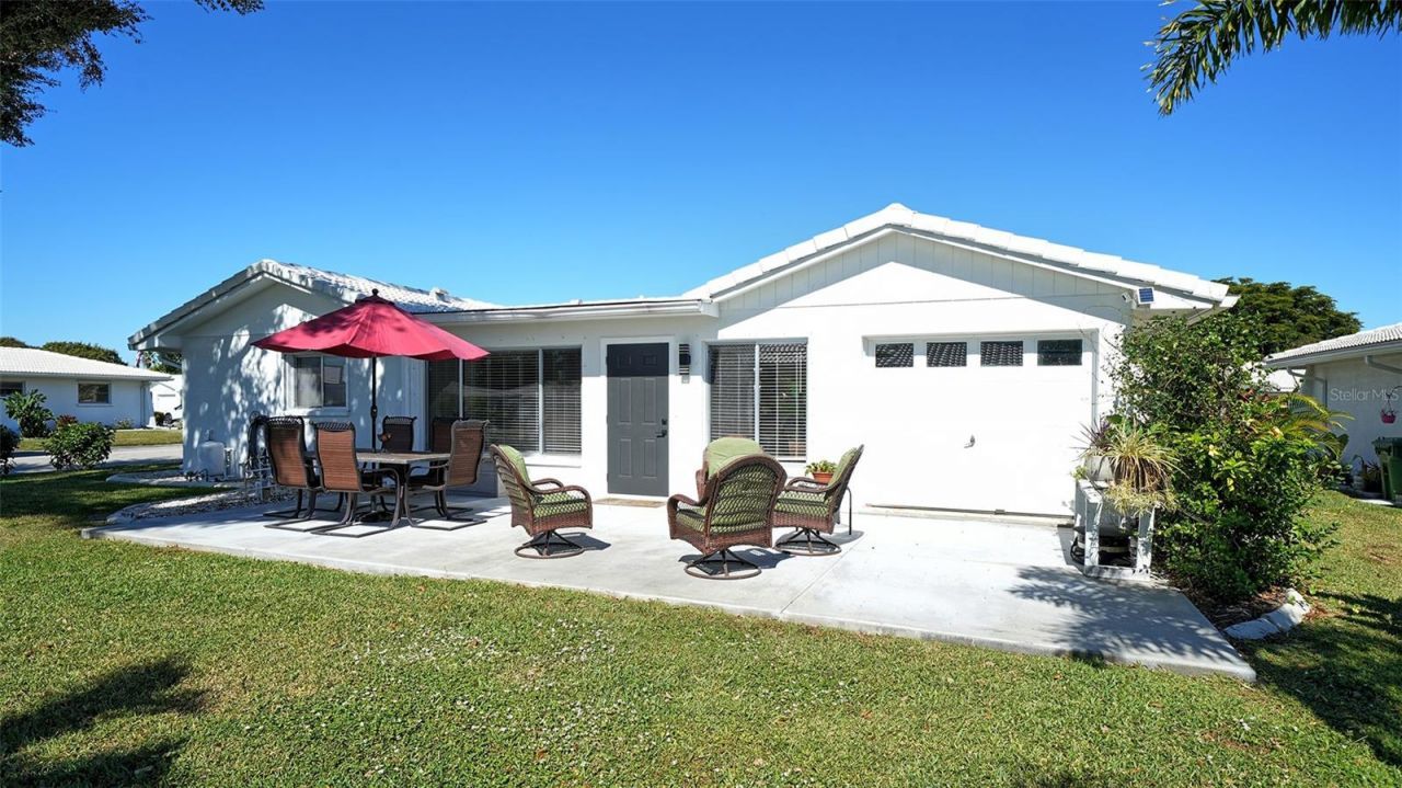 3904 Chinaberry Road, Bradenton, FL 34208 Photo