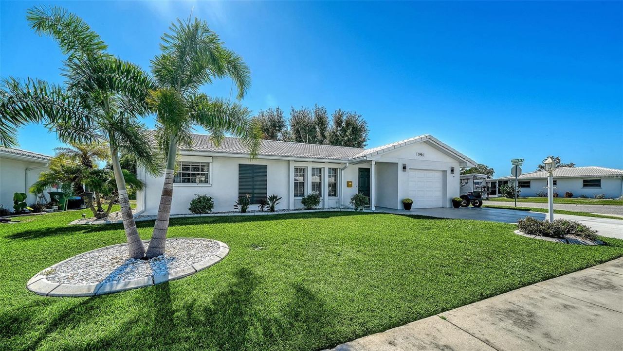 3904 Chinaberry Road, Bradenton, FL 34208 Photo