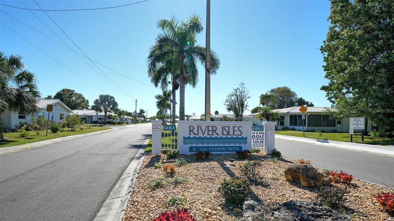 3904 Chinaberry Road, Bradenton, FL 34208 Photo