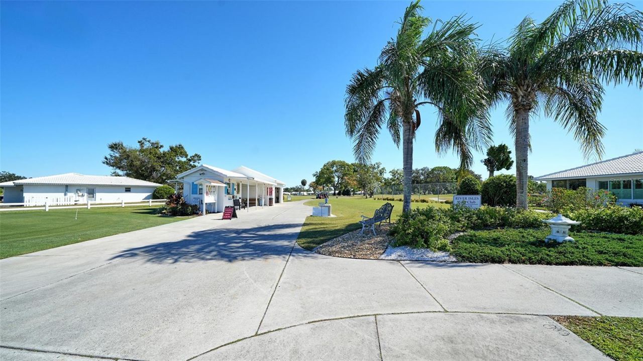 3904 Chinaberry Road, Bradenton, FL 34208 Photo