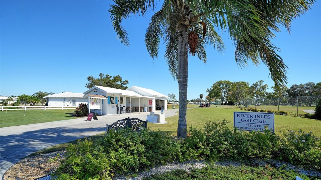 3904 Chinaberry Road, Bradenton, FL 34208 Photo