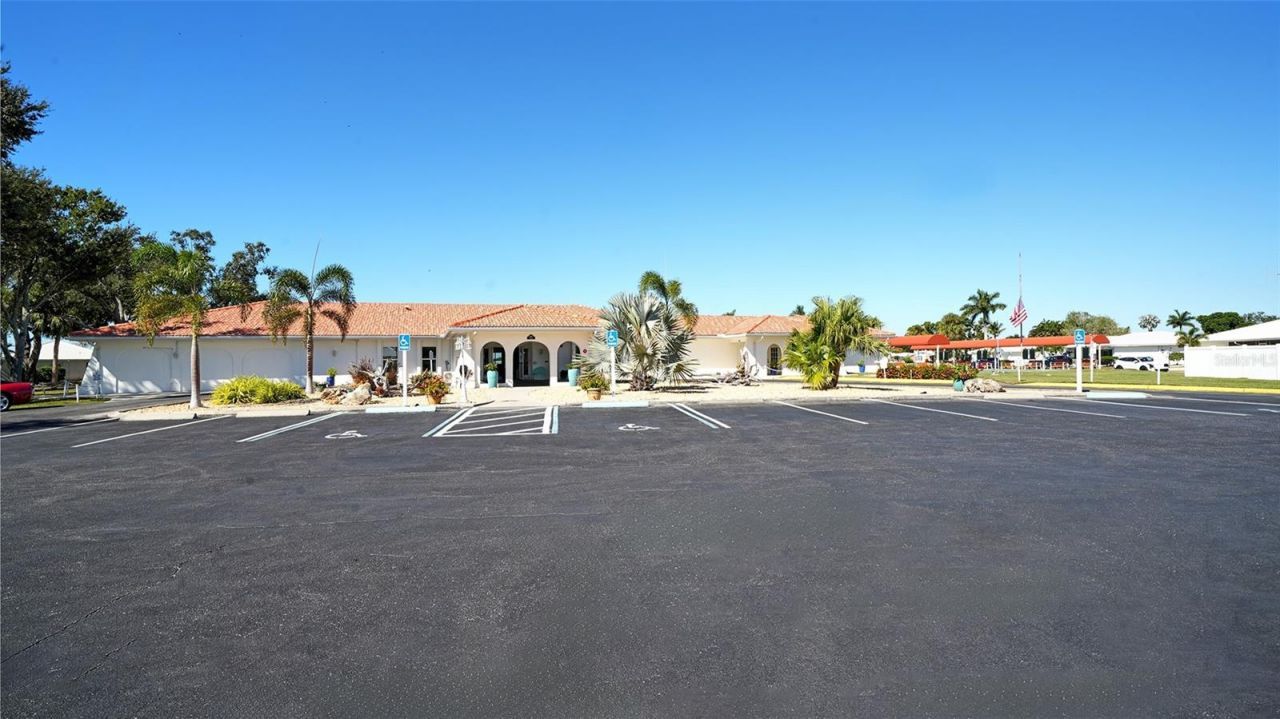 3904 Chinaberry Road, Bradenton, FL 34208 Photo