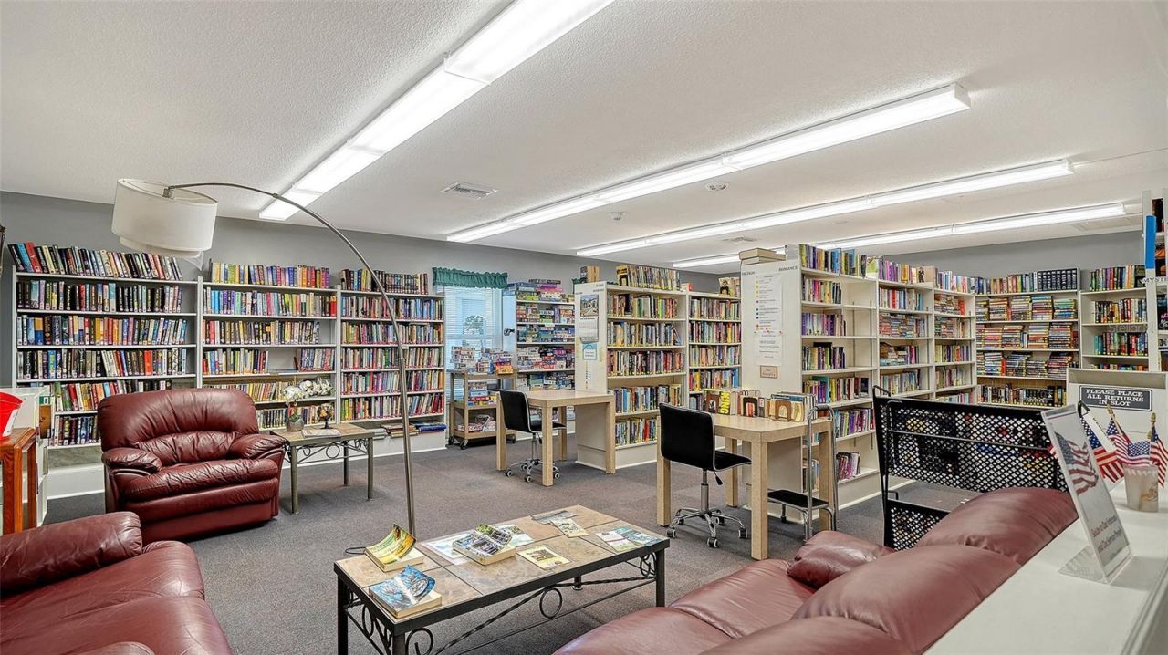 3904 Chinaberry Road, Bradenton, FL 34208 Photo