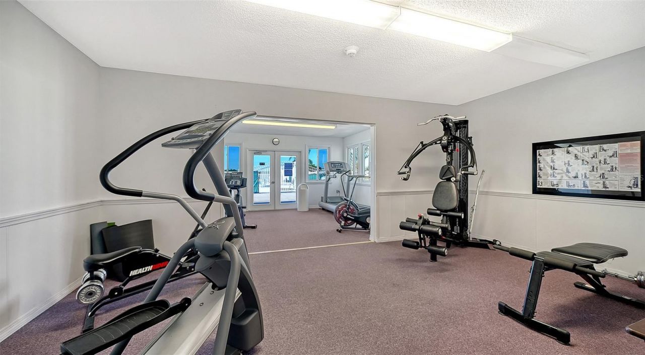 3904 Chinaberry Road, Bradenton, FL 34208 Photo