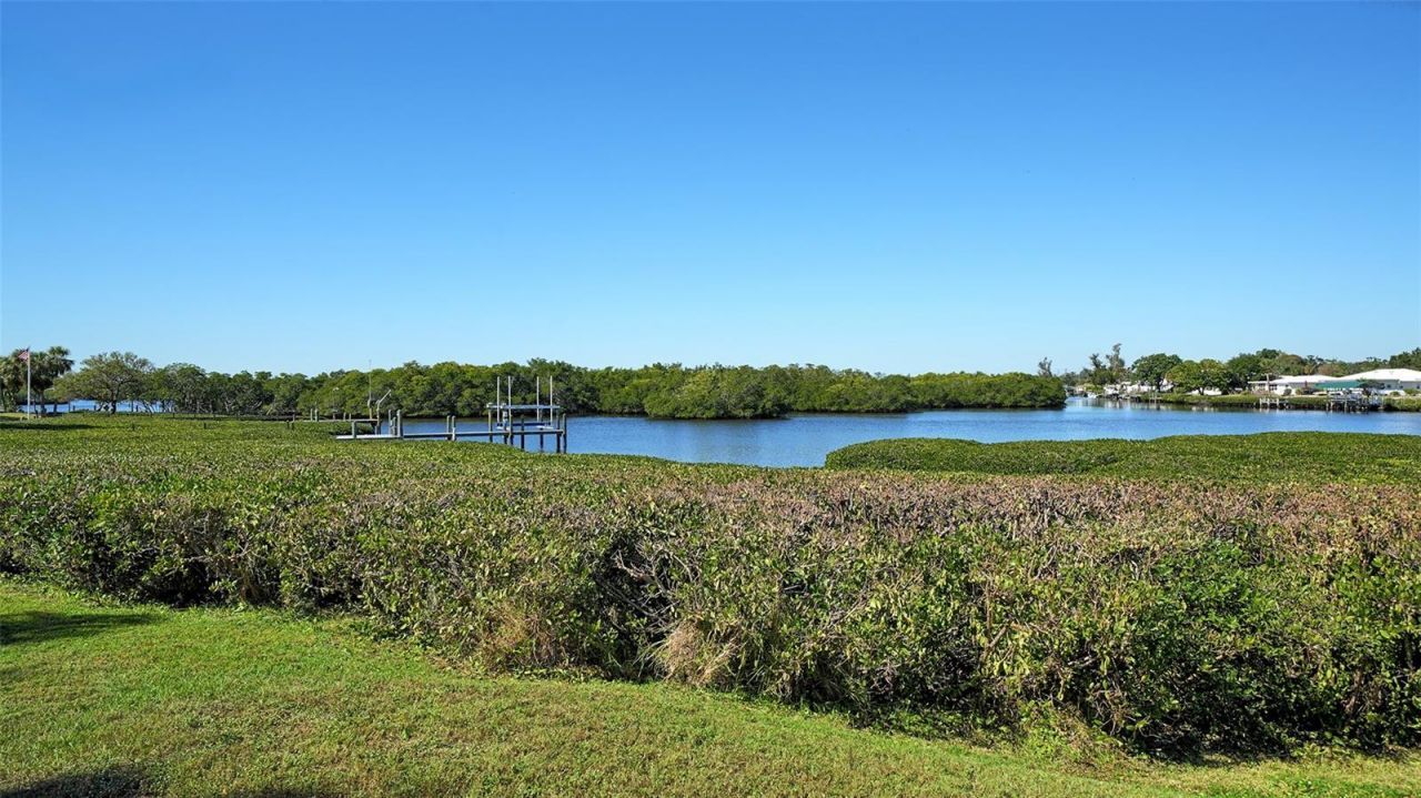 3904 Chinaberry Road, Bradenton, FL 34208 Photo