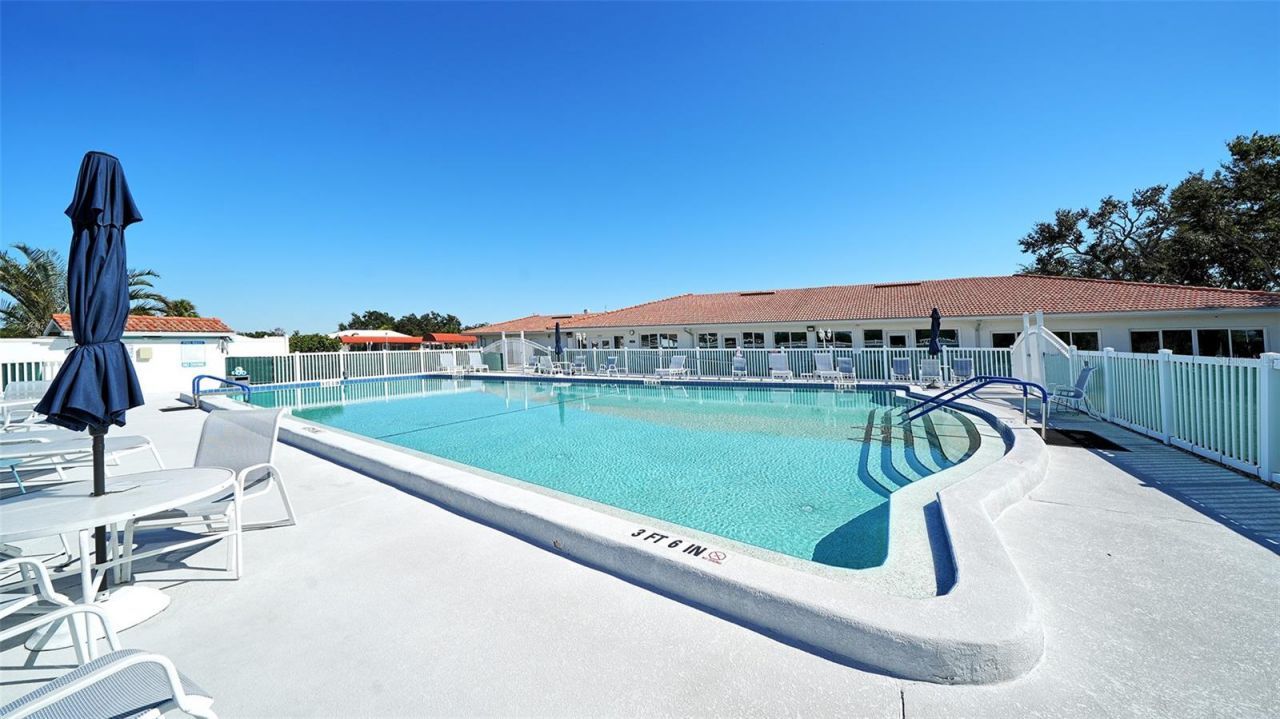 3904 Chinaberry Road, Bradenton, FL 34208 Photo