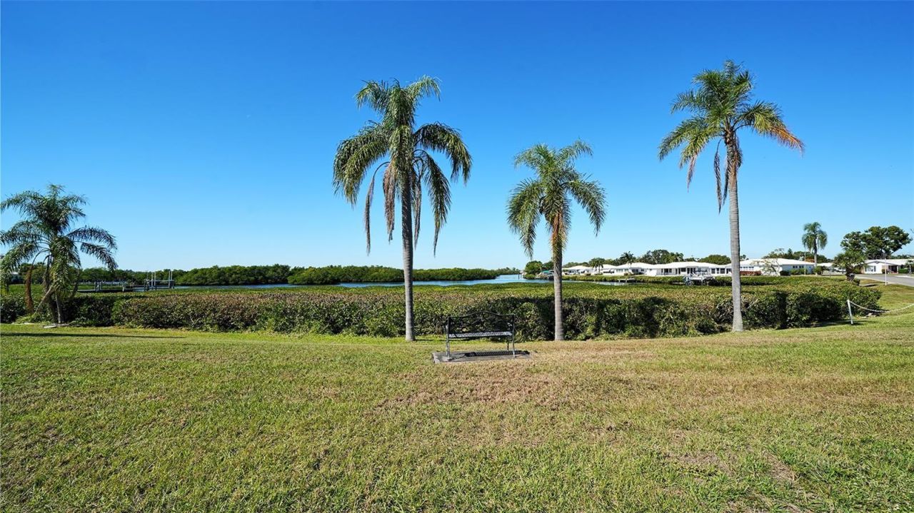 3904 Chinaberry Road, Bradenton, FL 34208 Photo