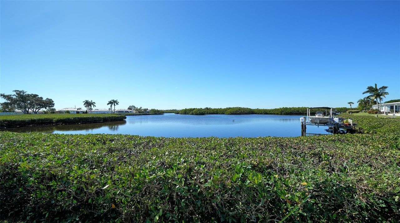 3904 Chinaberry Road, Bradenton, FL 34208 Photo