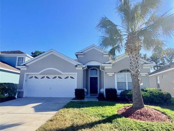 8042 KING PALM CIRCLE, KISSIMMEE, FL 34747