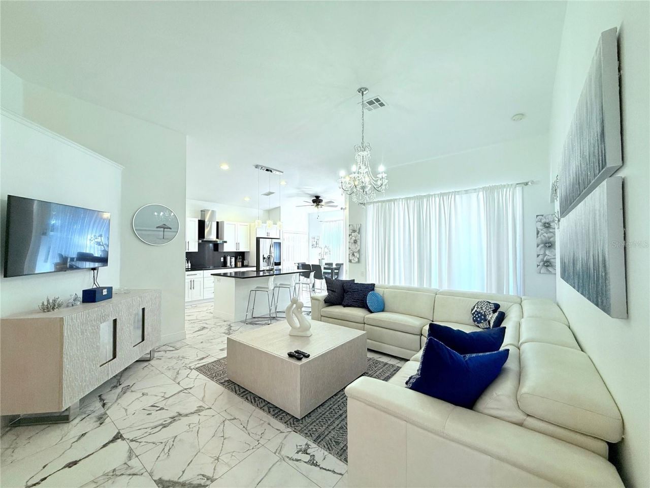 8042 King Palm Circle, Kissimmee, FL 34747 Photo