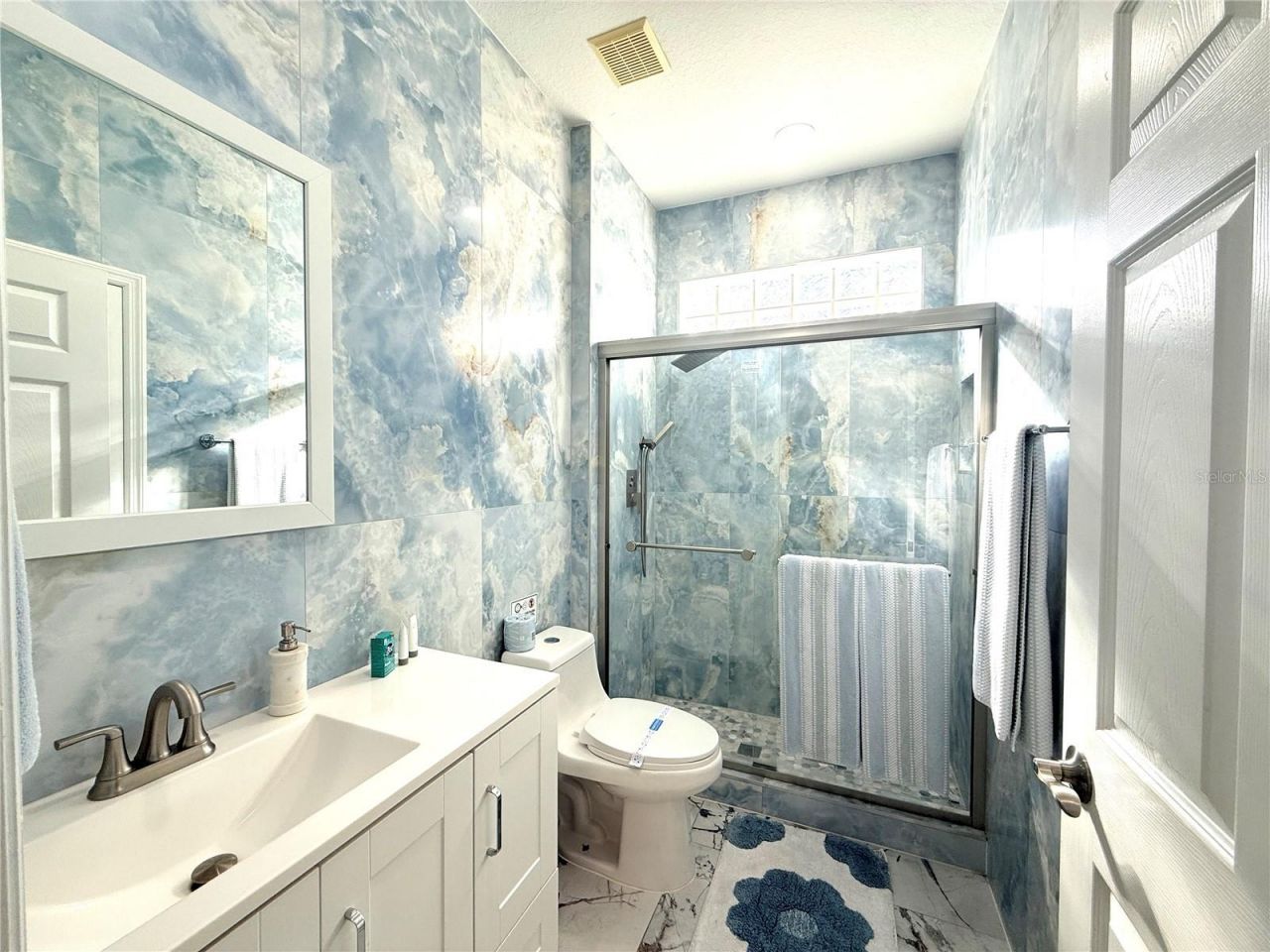 8042 King Palm Circle, Kissimmee, FL 34747 Photo