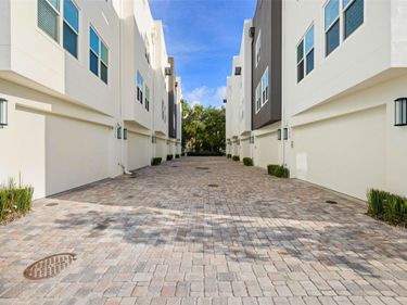 123 5TH AVENUE N, ST PETERSBURG, FL 33701