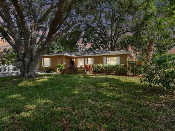 6507 LOS ALTOS WAY, TAMPA, FL 33634