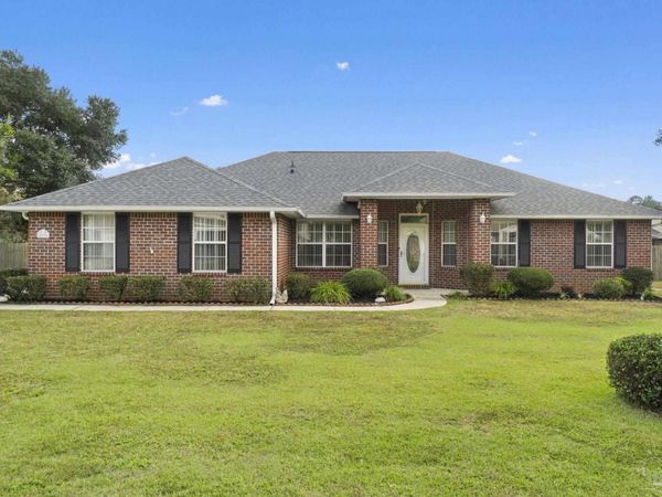 4825 Broadleaf Dr, Pace, FL 32571