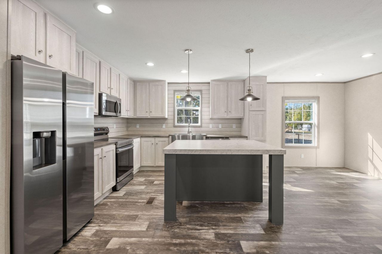 321 Marion Road Photo 11