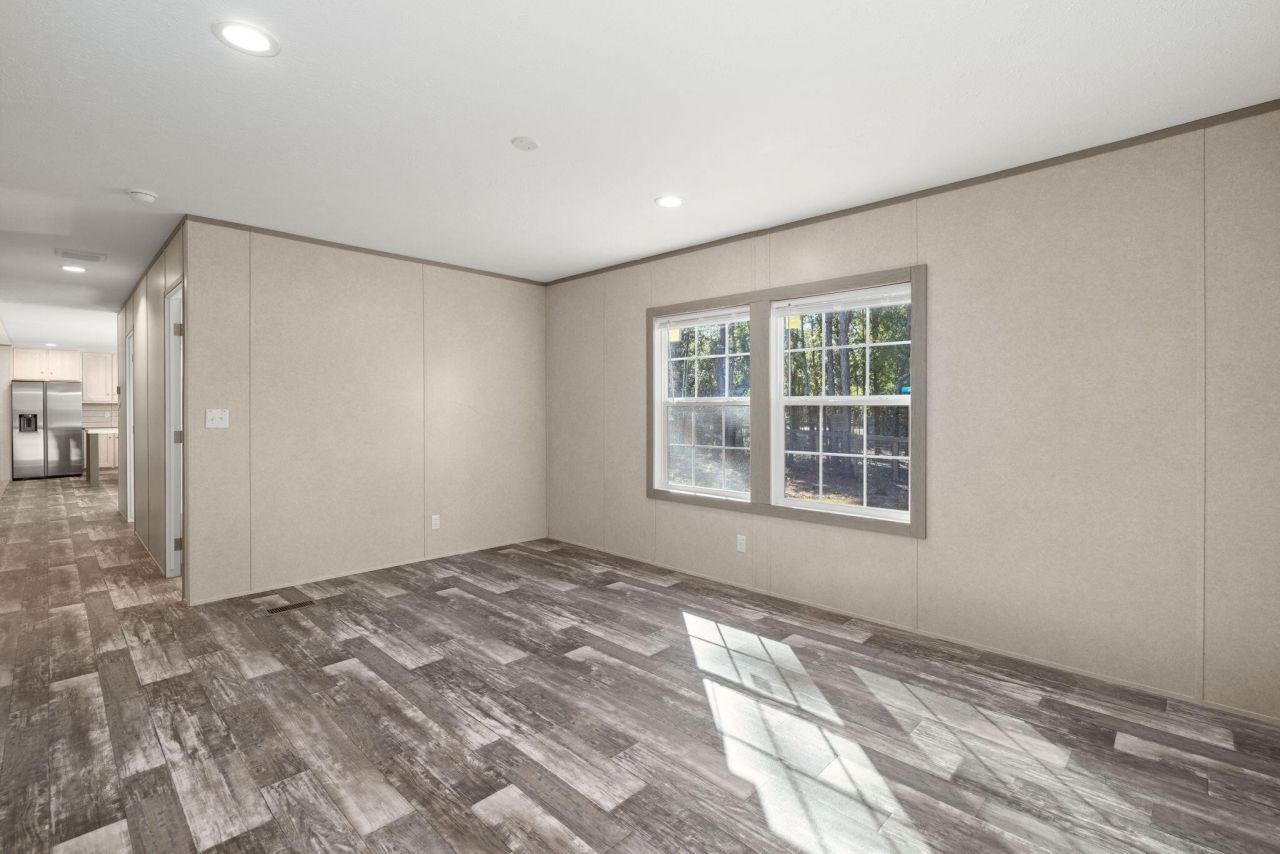 321 Marion Road Photo 20