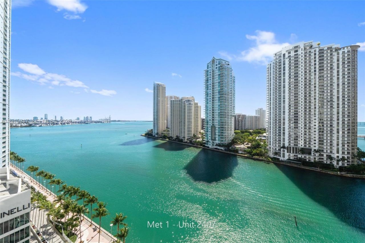 300 S Biscayne Blvd, Unit T-2407, Miami, FL 33131 Photo