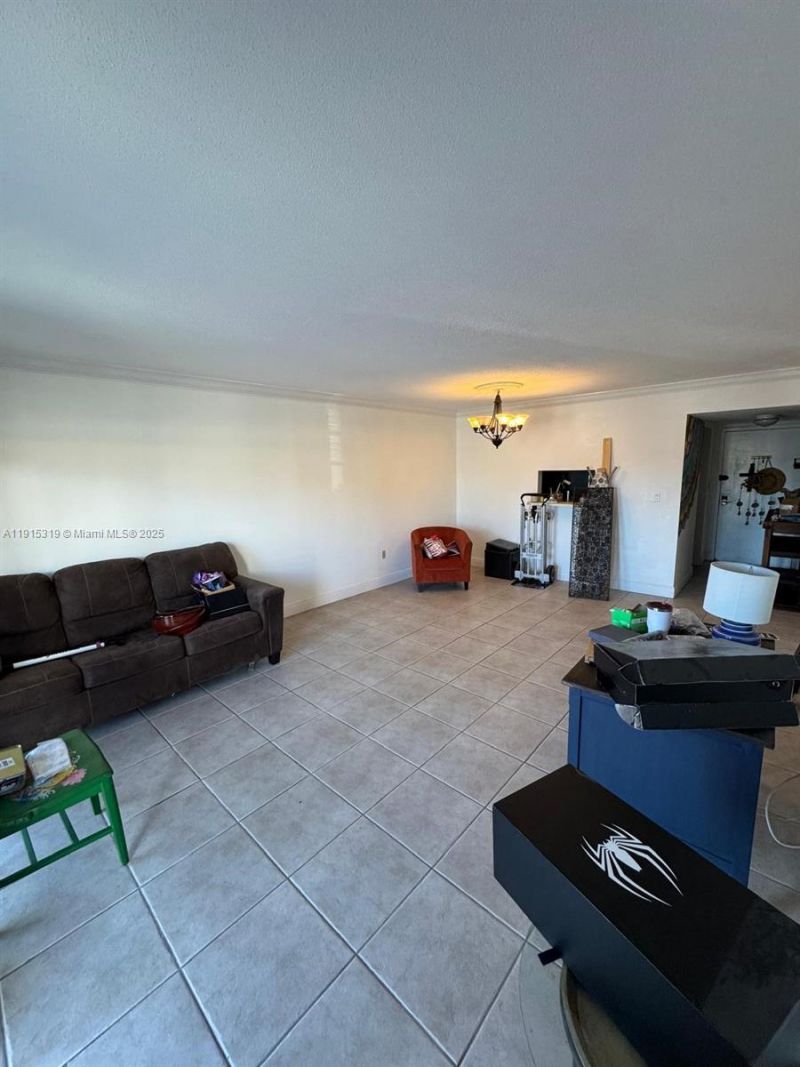 10431 N Kendall Dr, Unit D204, Miami, FL 33176 Photo